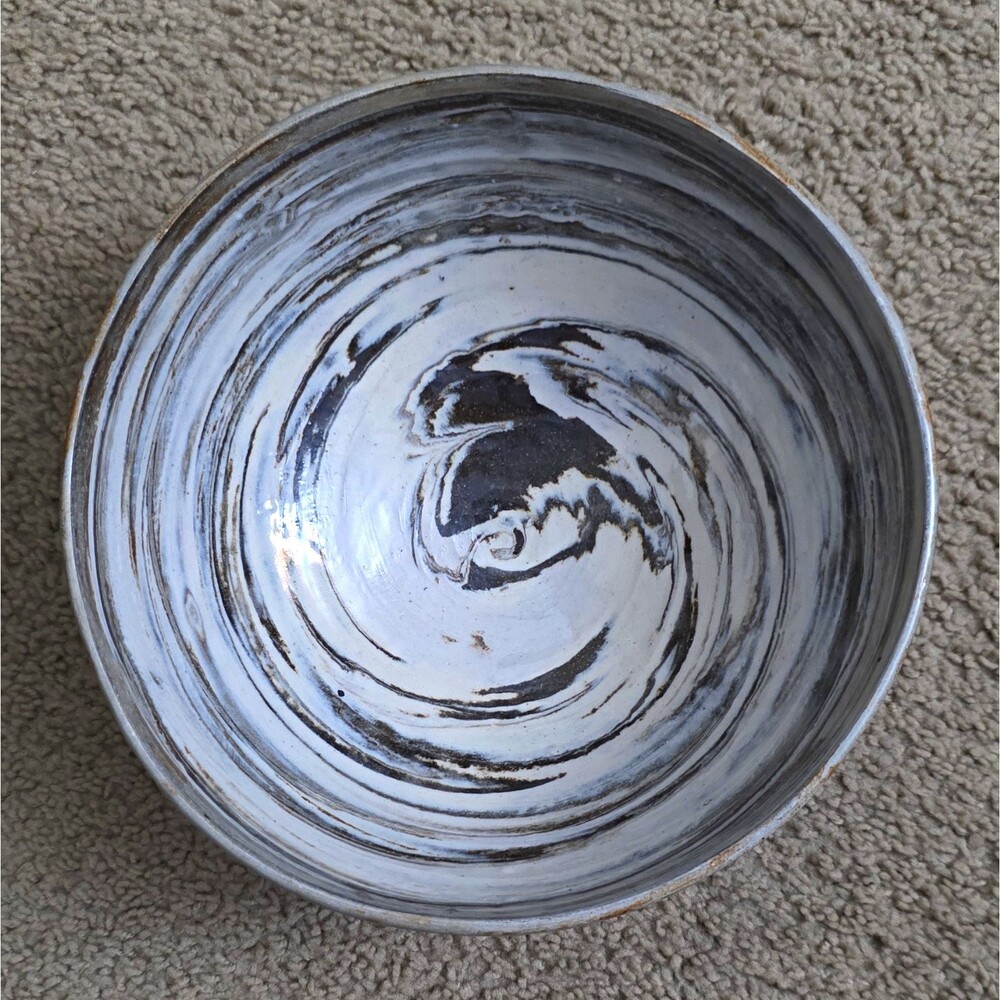 White & Black Swirl Ceramic Bowl, Round Shape, Glossy Finish, Adult